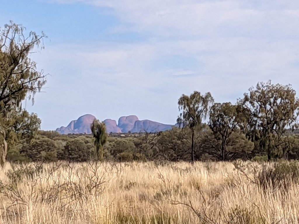 Kata Tjuta in distance from the place of the grounding meditation